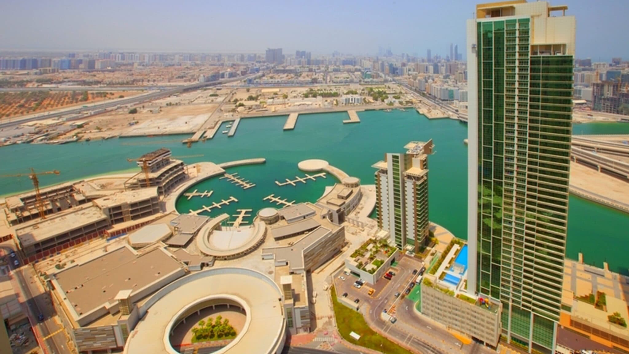 8 UAE Real Estate Market Trends To Keep An Eye Out For In 2023